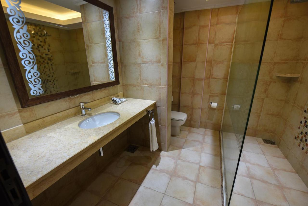 Casa Solada Hotel カンパラ エクステリア 写真