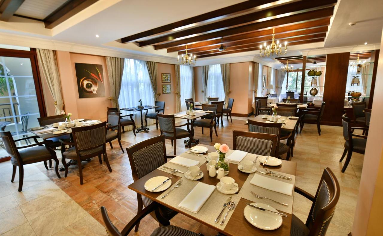 Casa Solada Hotel カンパラ エクステリア 写真