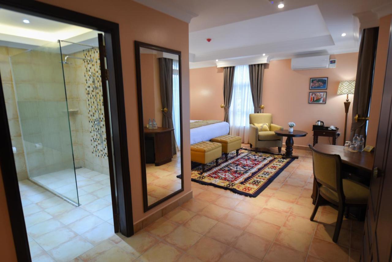 Casa Solada Hotel カンパラ エクステリア 写真