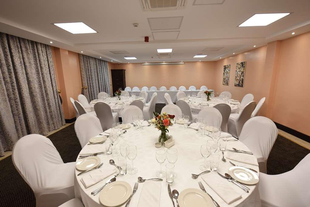 Casa Solada Hotel カンパラ 設備 写真